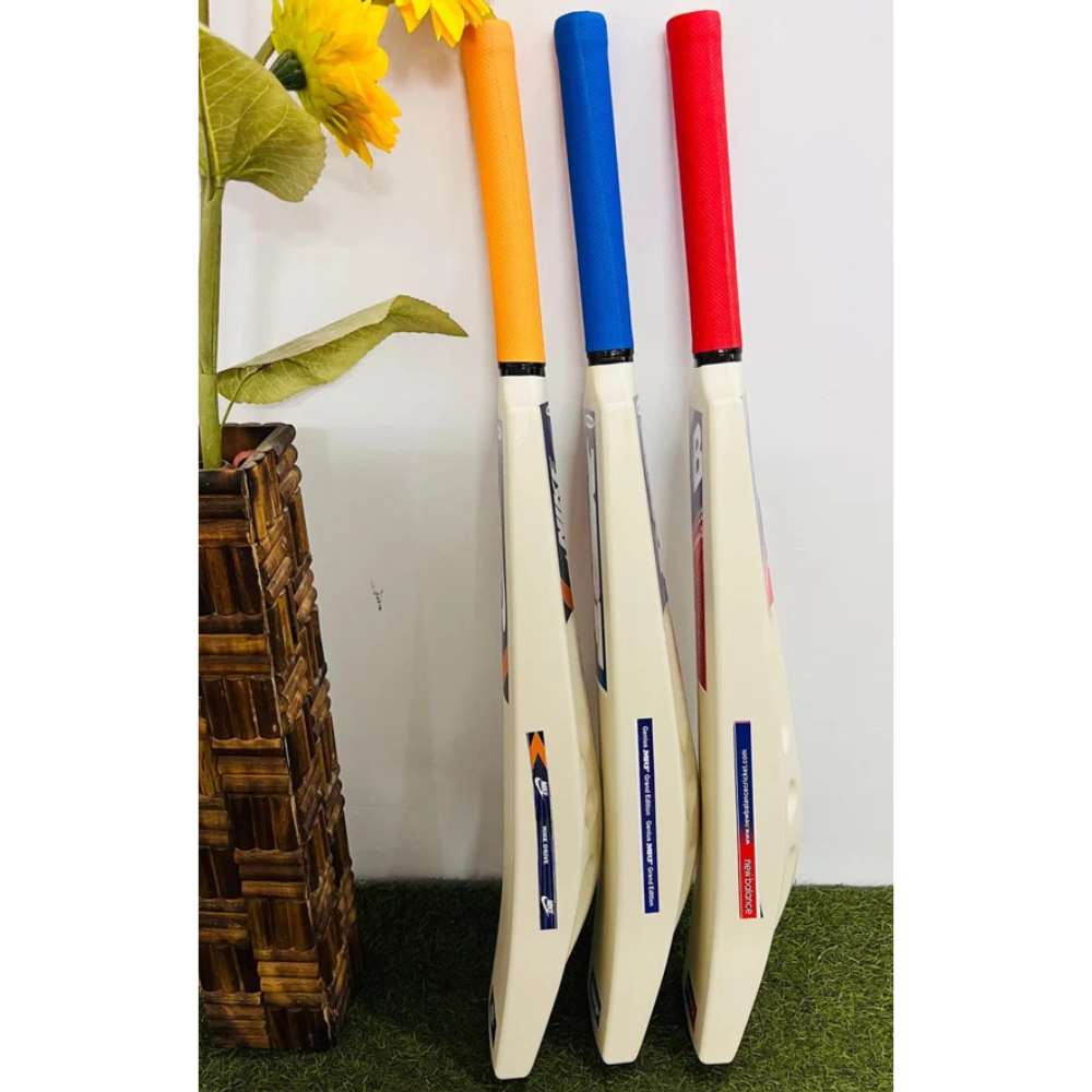 Hard Plastic Scoop bat