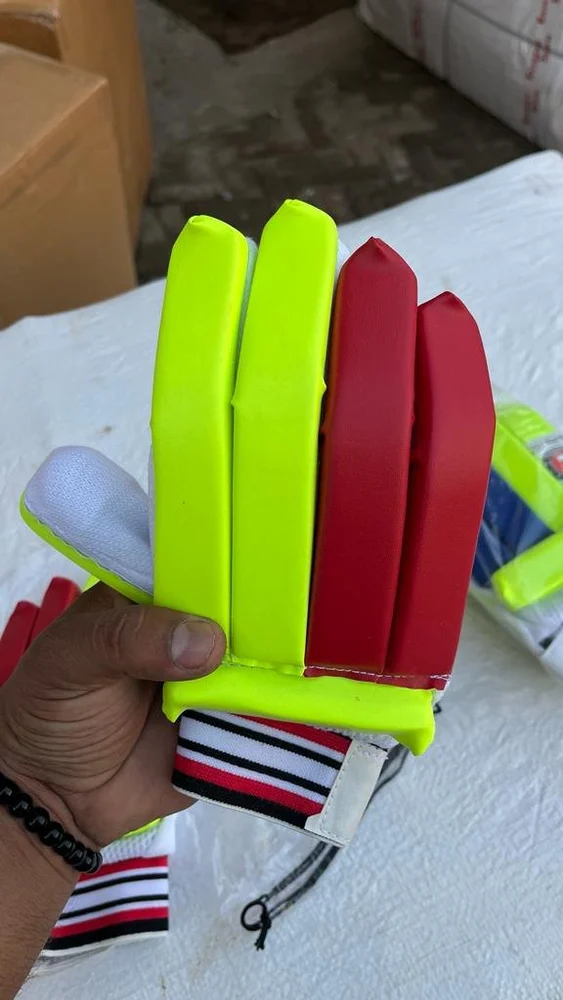 Cricket Bating Gloves